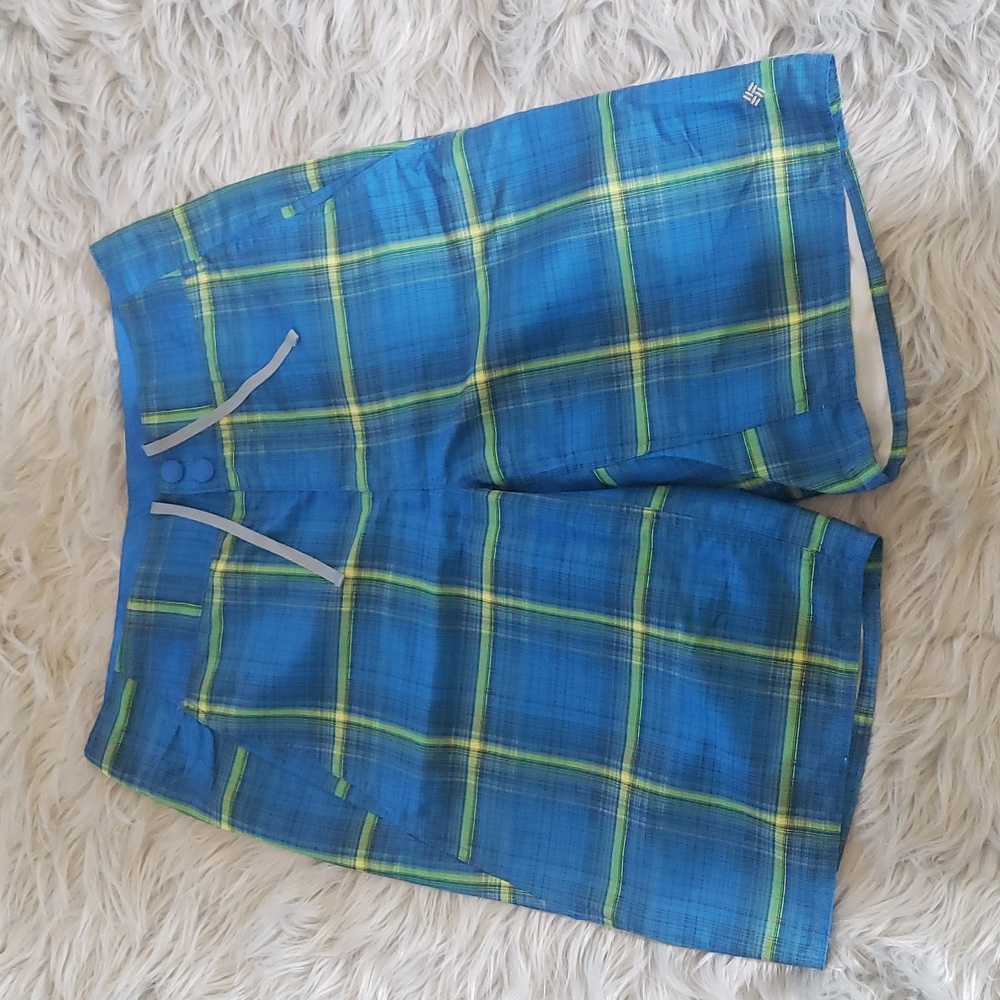 Columbia Waterton Hybrid Hyper Water Blue Printed Plaid Active Short